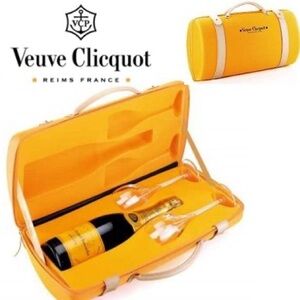 Veuve Clicquot Traveller Picnic Basket